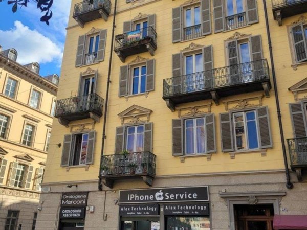 appartamento in vendita a Torino in zona San Salvario