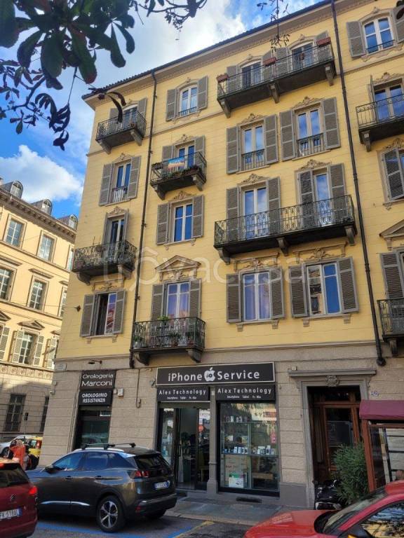 appartamento in vendita a Torino in zona San Salvario