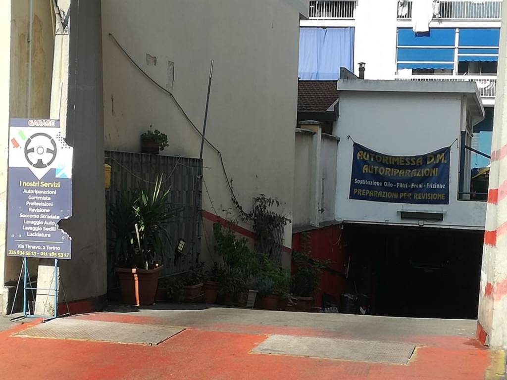 locale di sgombero in vendita a Torino in zona Borgo San Paolo