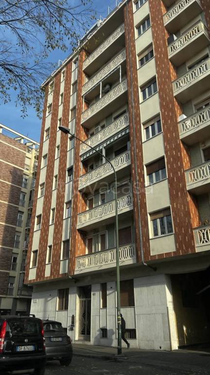 appartamento in vendita a Torino in zona Lucento