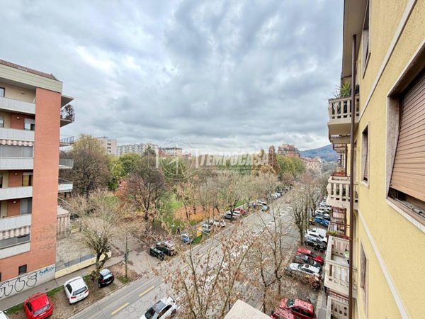 appartamento in vendita a Torino in zona Vanchiglia