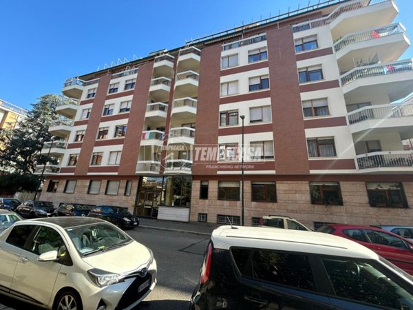 appartamento in vendita a Torino in zona Parella