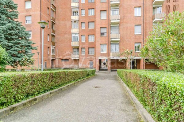 appartamento in vendita a Torino in zona Vallette