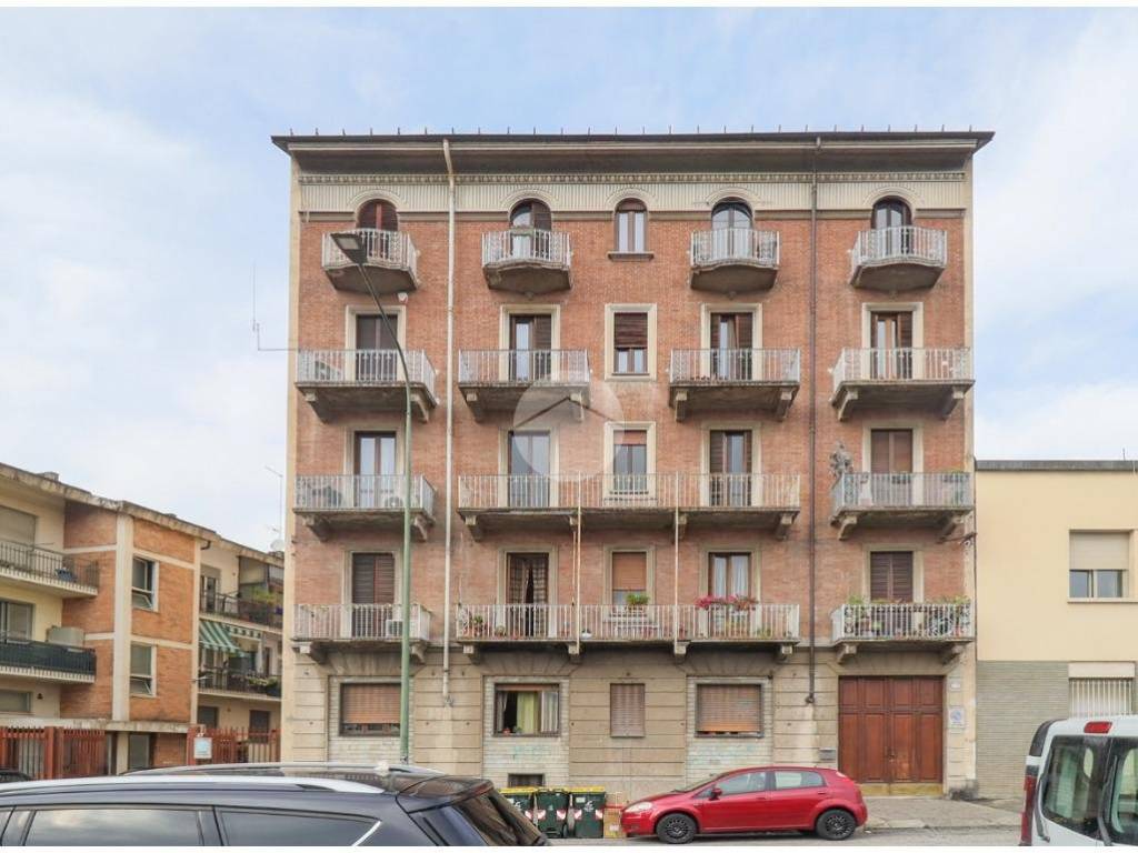 appartamento in vendita a Torino in zona Lucento