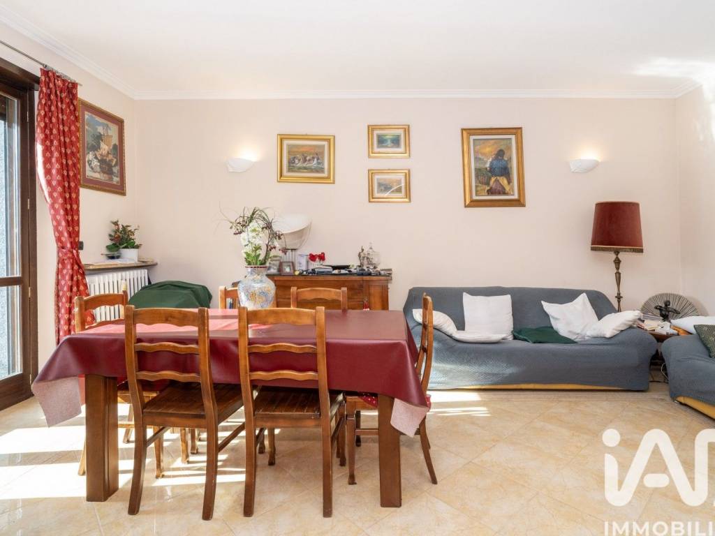 appartamento in vendita a Torino in zona Parella