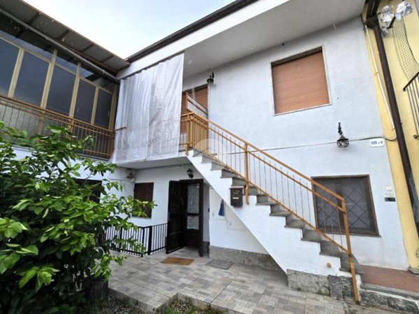 casa indipendente in vendita a Torino in zona Bertolla