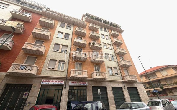 appartamento in vendita a Torino in zona Campidoglio