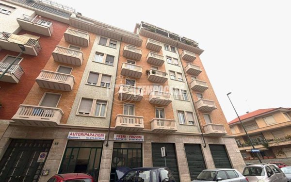 appartamento in vendita a Torino in zona Parella