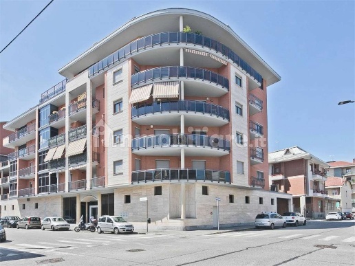 appartamento in vendita a Torino in zona Parella