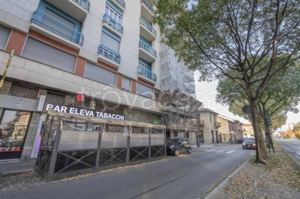 negozio in vendita a Torino in zona Pozzo Strada