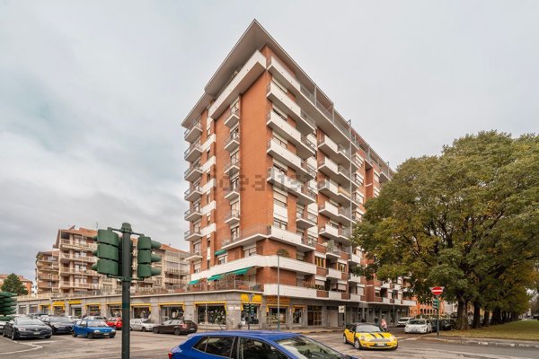 appartamento in vendita a Torino in zona Parella