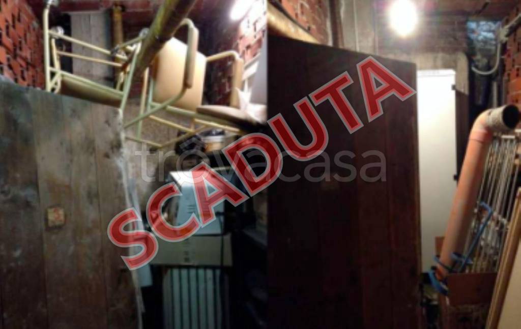 locale commerciale in vendita a Torino