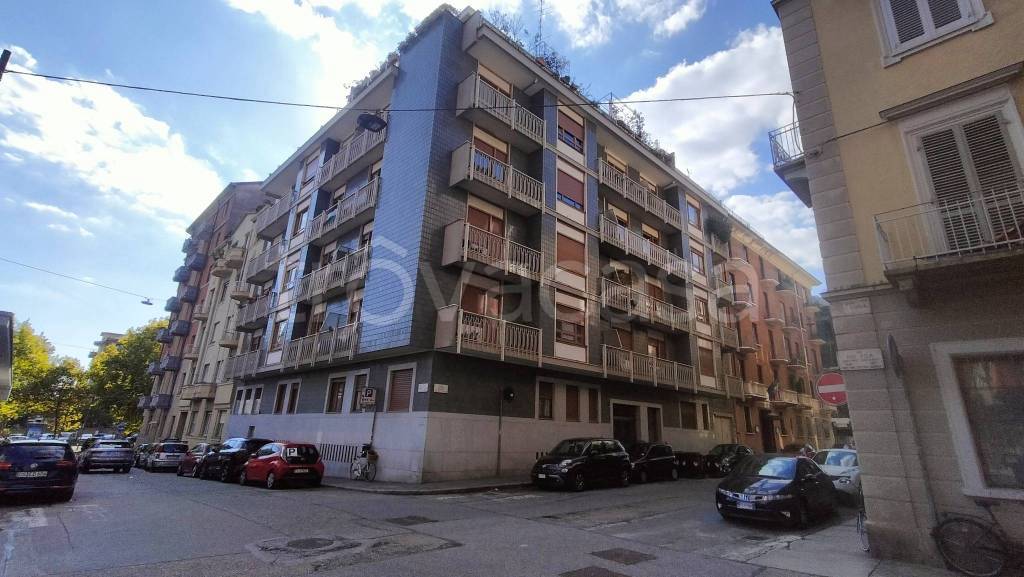 appartamento in vendita a Torino in zona San Salvario