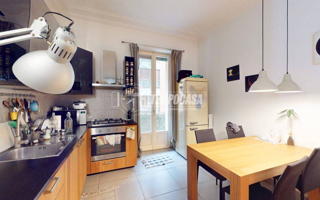 appartamento in vendita a Torino in zona San Salvario