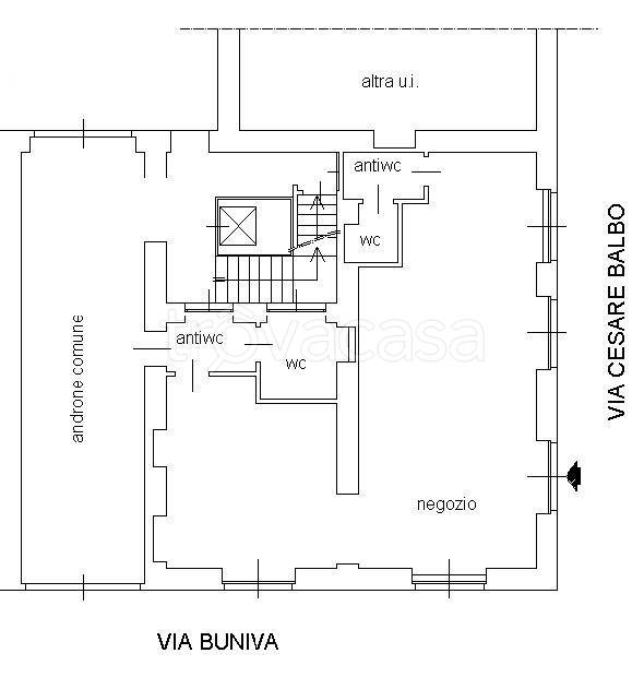 negozio in vendita a Torino in zona Vanchiglia