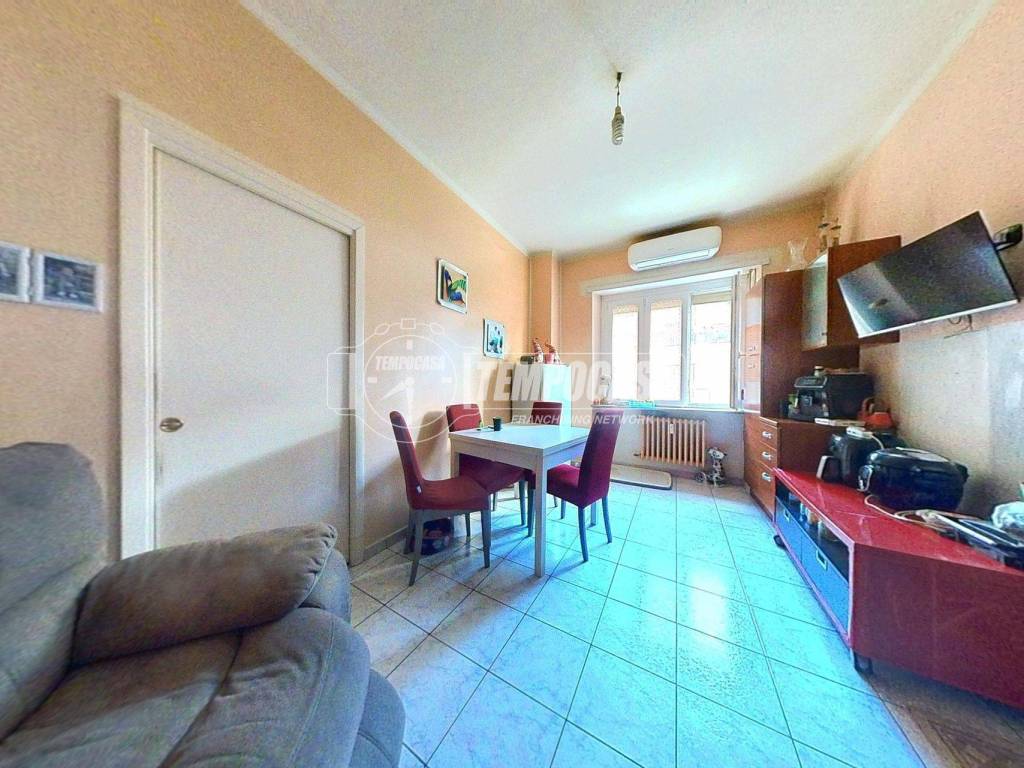 appartamento in vendita a Torino in zona Borgata Vittoria