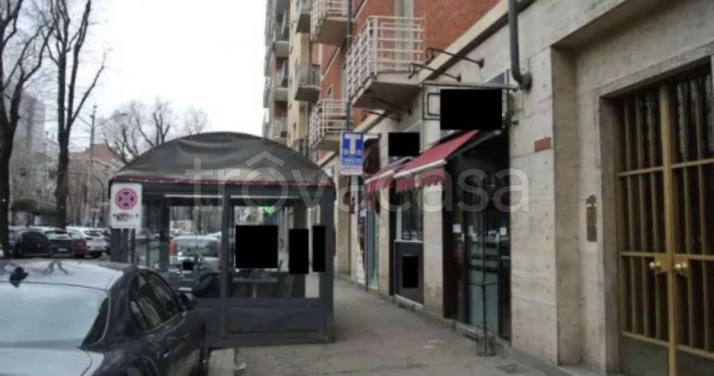 negozio in vendita a Torino in zona Pozzo Strada