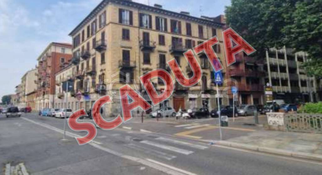 appartamento in vendita a Torino in zona Aurora
