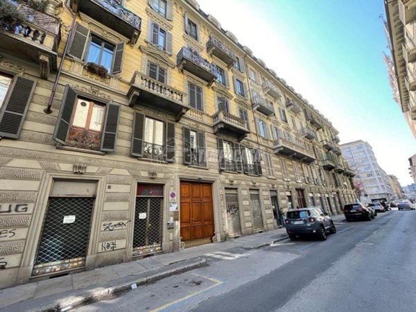 appartamento in vendita a Torino in zona San Salvario