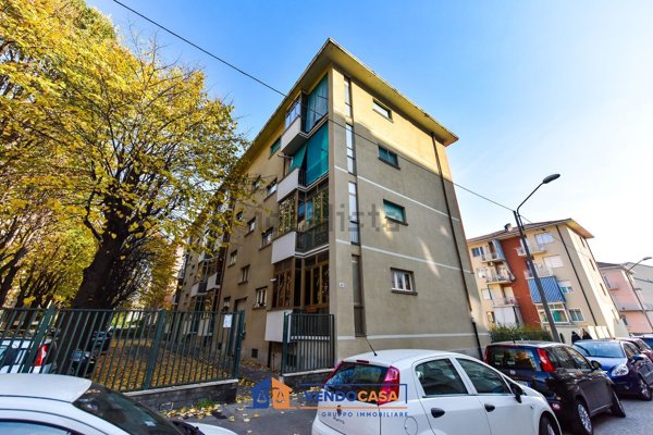 appartamento in vendita a Torino in zona Lingotto