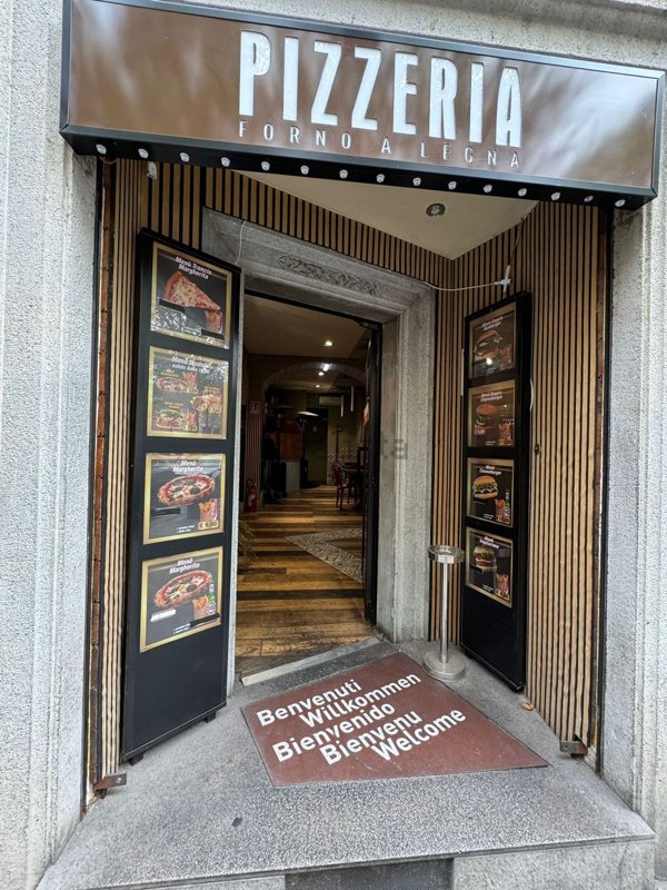 negozio in vendita a Torino in zona San Salvario