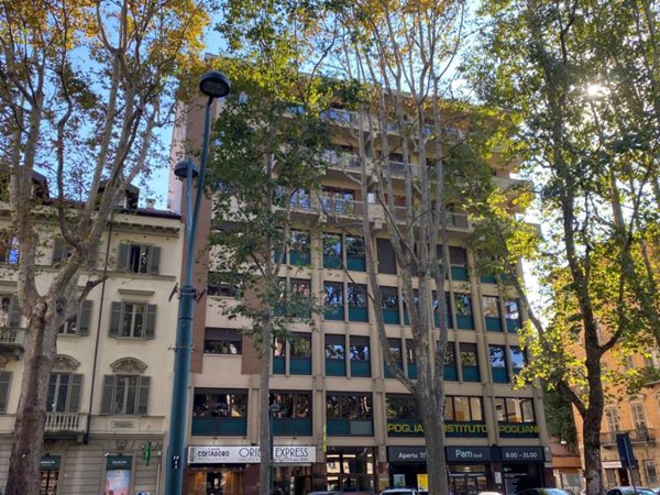 appartamento in vendita a Torino in zona Cit Turin