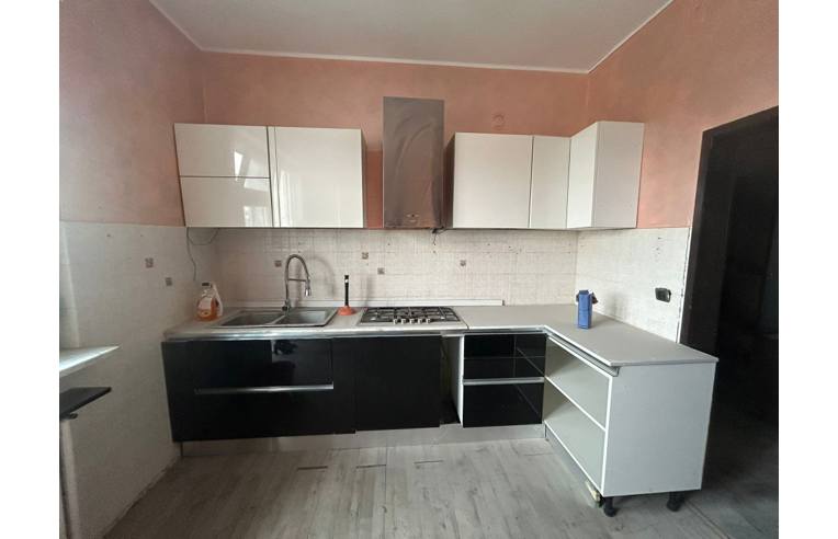 appartamento in vendita a Torino in zona Mirafiori Sud