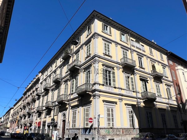 ufficio in vendita a Torino in zona Vanchiglia