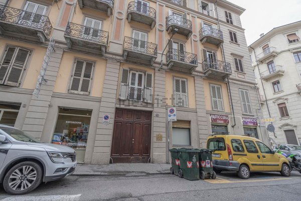 appartamento in vendita a Torino in zona Aurora
