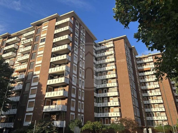 appartamento in vendita a Torino in zona Mirafiori Nord