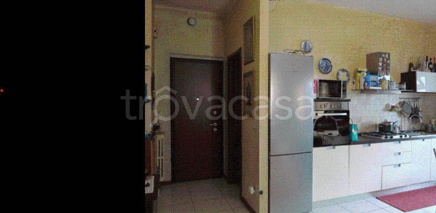 appartamento in vendita a Torino in zona Borgata Vittoria