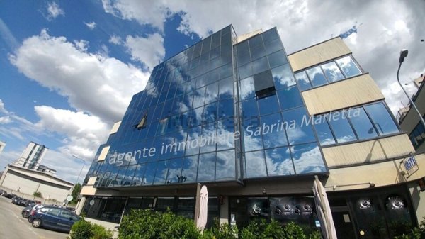ufficio in vendita a Torino in zona Mirafiori Sud