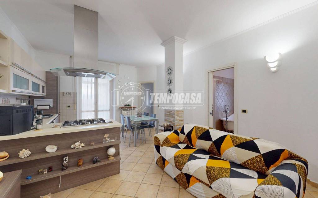 appartamento in vendita a Torino in zona Mirafiori Sud