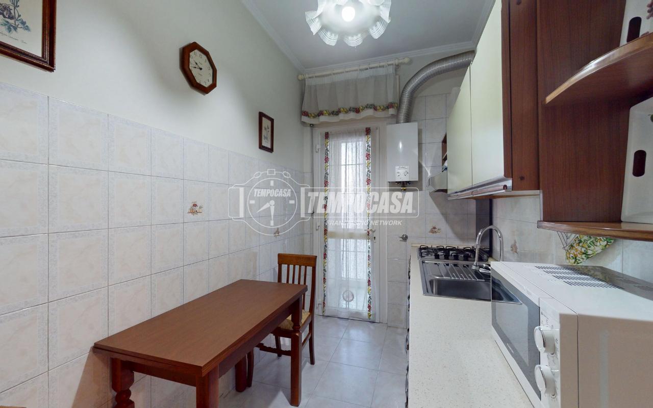 appartamento in vendita a Torino in zona Mirafiori Sud