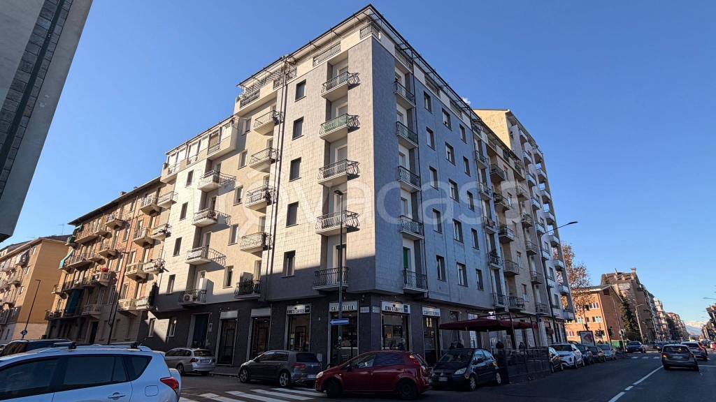 appartamento in vendita a Torino in zona Parella