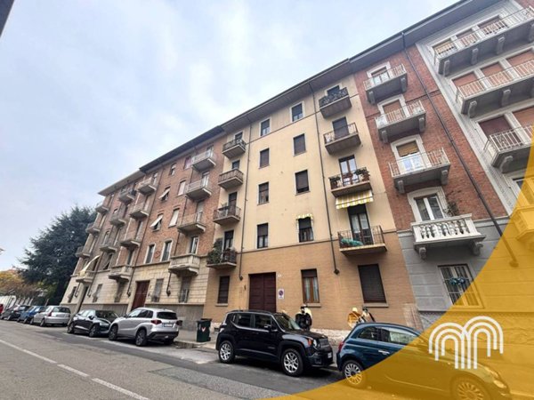 appartamento in vendita a Torino in zona Cenisia