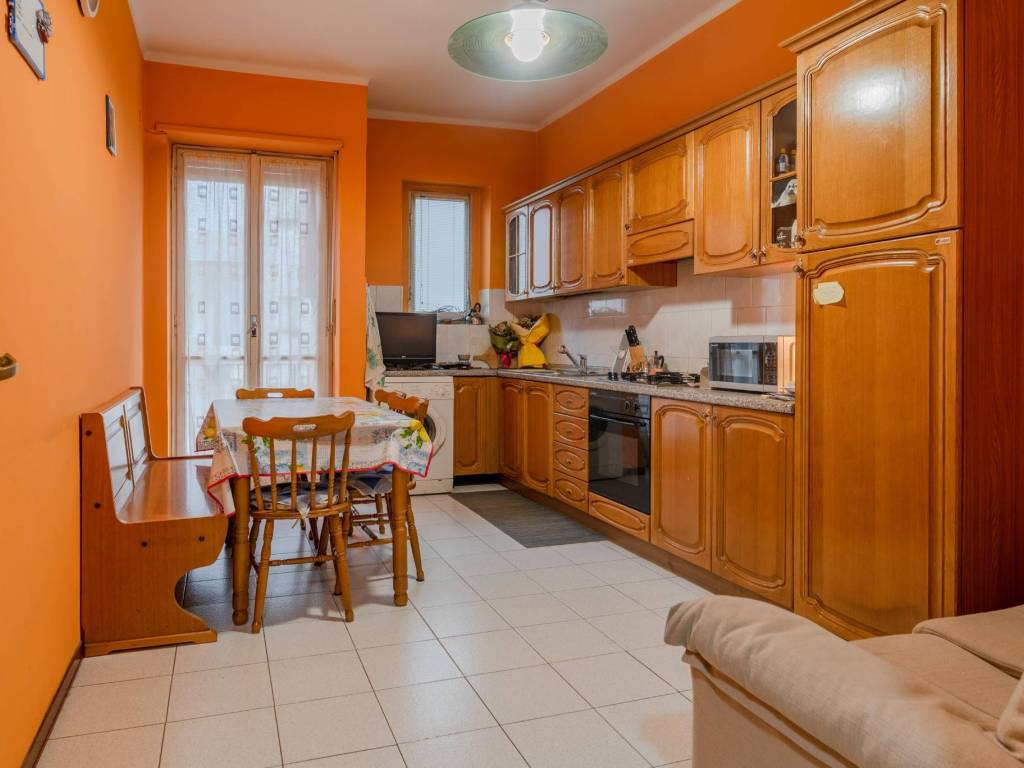 appartamento in vendita a Torino in zona Santa Rita