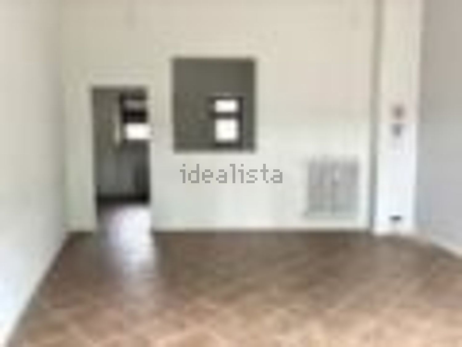 negozio in vendita a Torino in zona Lingotto