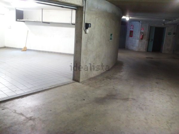 locale di sgombero in vendita a Torino in zona Santa Rita