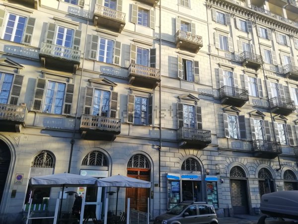 negozio in vendita a Torino in zona Centro Storico