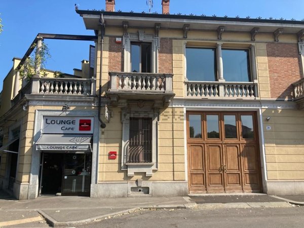ufficio in vendita a Torino in zona Aurora