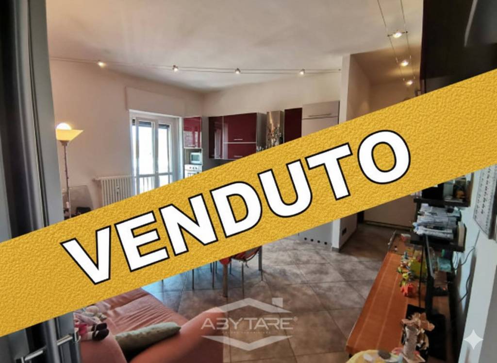 appartamento in vendita a Torino in zona Lingotto