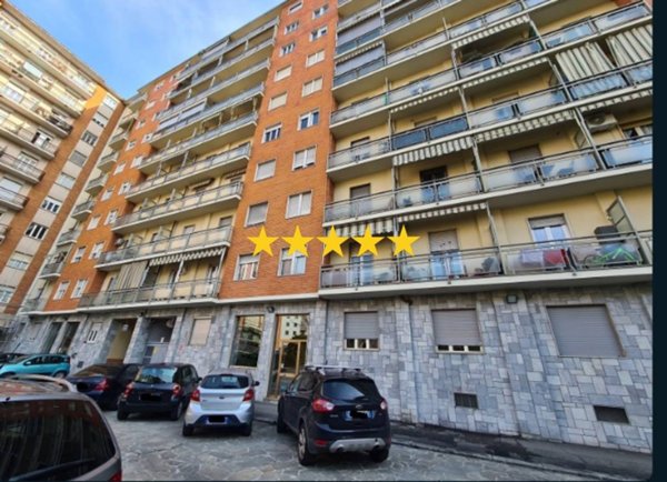 appartamento in vendita a Torino in zona Borgata Vittoria