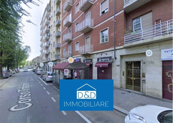 negozio in vendita a Torino in zona Pozzo Strada