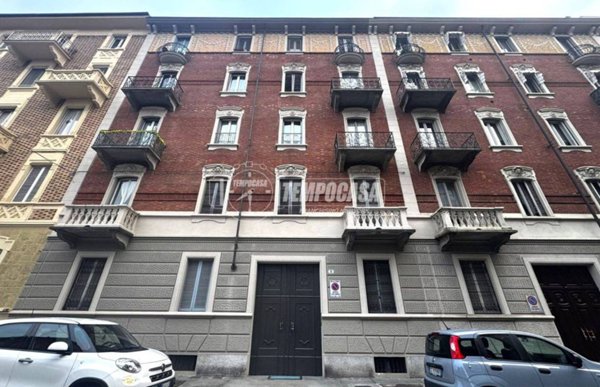 appartamento in vendita a Torino in zona Campidoglio