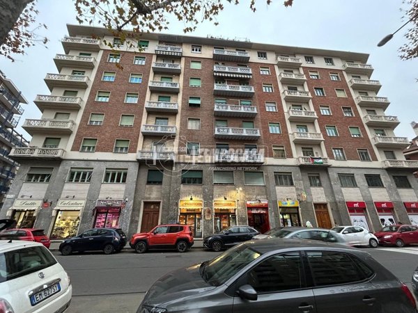 appartamento in vendita a Torino in zona Pozzo Strada