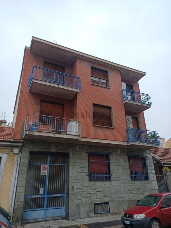 casa indipendente in vendita a Torino in zona Barriera di Milano