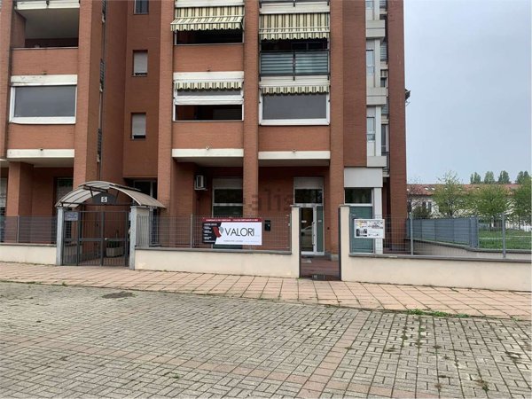 ufficio in vendita a Torino in zona Mirafiori Sud