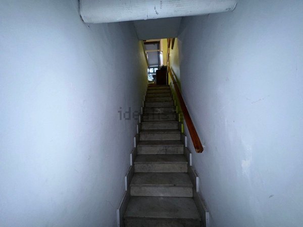 locale commerciale in vendita a Torino in zona Mirafiori Sud