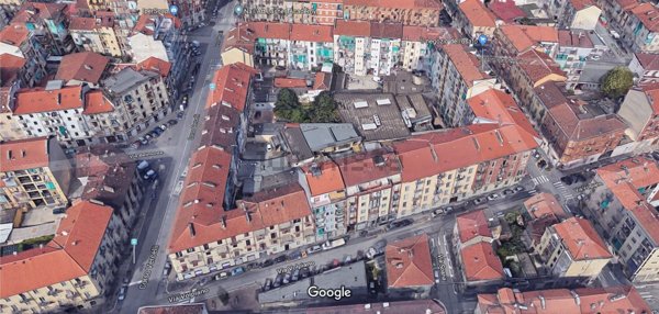 locale di sgombero in vendita a Torino in zona Barriera di Milano